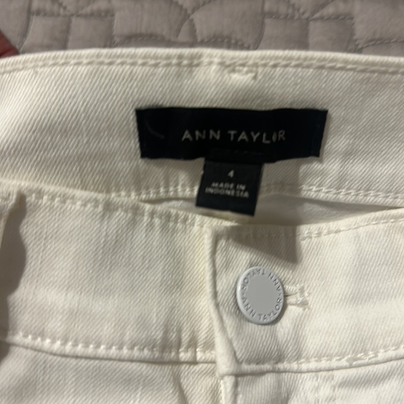 Ann Taylor white jeans - Picture 3 of 6